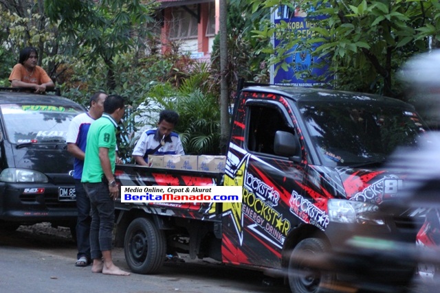 Bantuan korban bencana di Manado dari PD Klabat Minahasa Utara 5