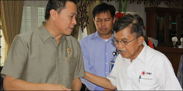 Bersama Ketua PMI Pusat Jusuf Kalla.