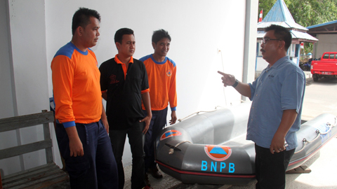 Kaloh ketika membentuk tim Posko induk bencana (foto ist)