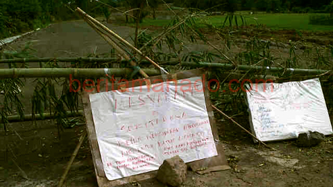 Warga Blokir Jalan Masuk Proyek Pertamina Desat Tempang-Tember (foto beritamanado)