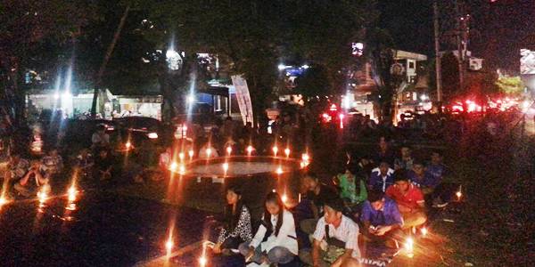 Aksi dan refleksi di monumen Wolter Monginsidi Manado