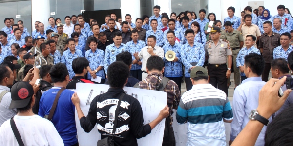 Bupati Mitra Menyampaikan Permohonan Maaf Kepada Seluruh Wartawan Indonesia