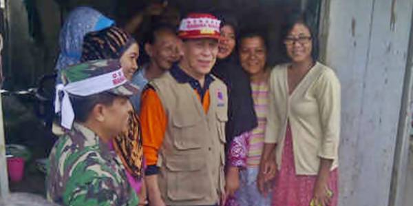 Sarundajang ikut dalam Gerakan Manado Bangkit (Foto Dino Gobel)