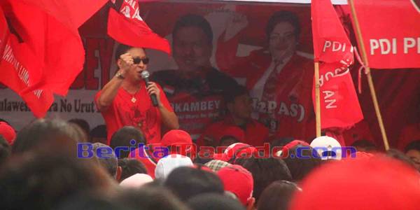 Ivan Sarundajang Bakar Semangat Simpatisan dan Kader PDIP Minahasa