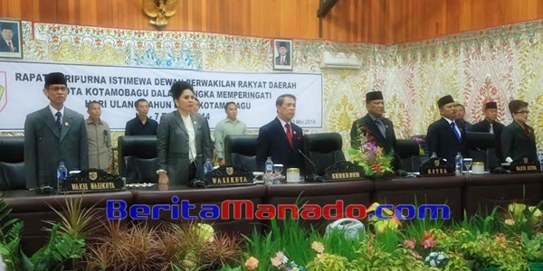 Rapat Paripurna Istimewa DPRD Kota Kotamobagu Dihadiri Gubernur Sulut SH Sarundajang