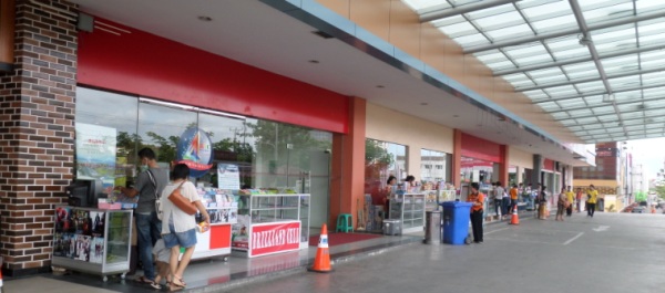 DVD bajakan dijual bebas di MTC