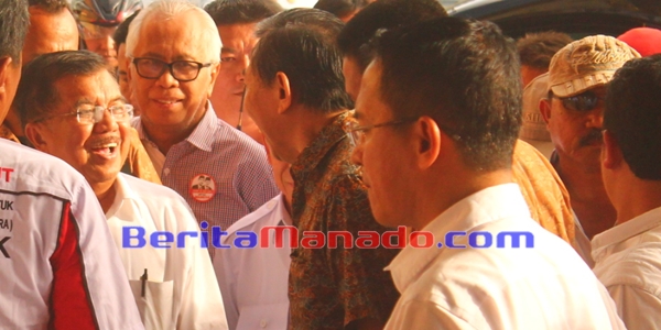 Calon Wakil Presiden RI Jusuf Kalla Saat Tiba di Lokasi Kampanye