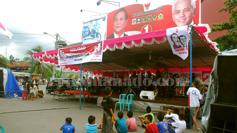 Deklarasi Tim Kampanye dan Relawan Jokowi-JK Kota Bitung (foto beritamanado)