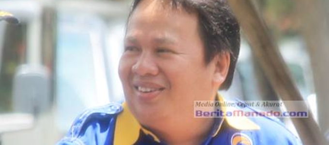Ketua DPD Partai NasDem Kabupaten Minahasa Denny Rompas