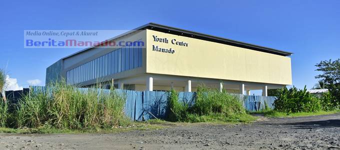 Youth Center Manado - Terbengkalai