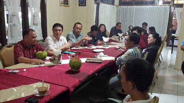 Para anggota DPRD Manado ketika menyampaikan ide dan gagas dalam bersinergi membangun Kota Manado