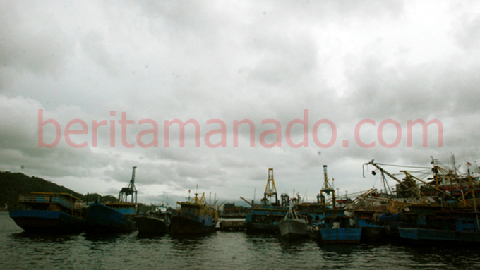 Kapal penangkap ikan Kota Bitung (foto beritamanado) 