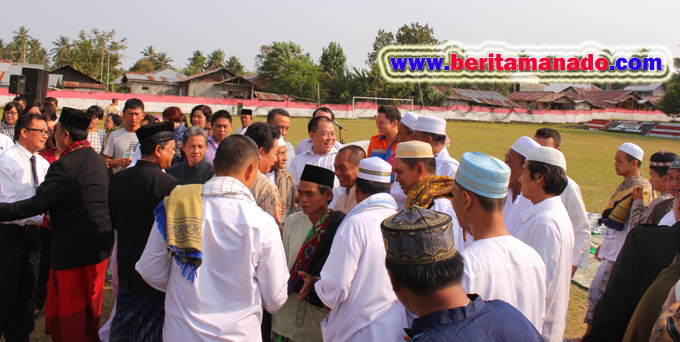Bupati Sompie Singal dan PT MMP di Sholat Ied Hari Raya Idul Adha 4