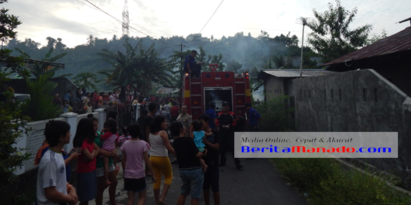 Kebakaran di Kelurahan Taas, rumah milik keluarga Wurangian-Kolompoi