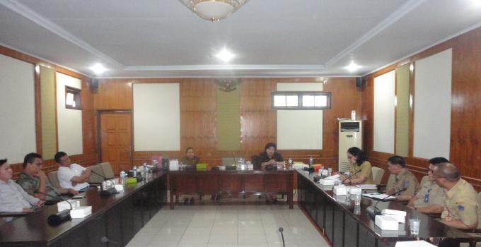 Rapat Komisi 1 bersama SKPD Pemprov, Rabu 22/10/2014, tidak dihadiri personil KMP (foto beritamanado)