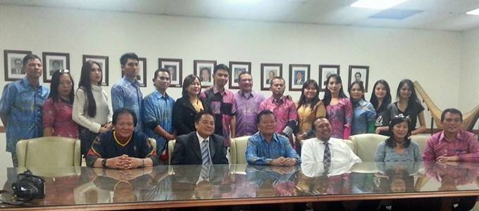tim kesenian kota Manadosaat berkunjung ke KJRI LA 26 Agustus 2014