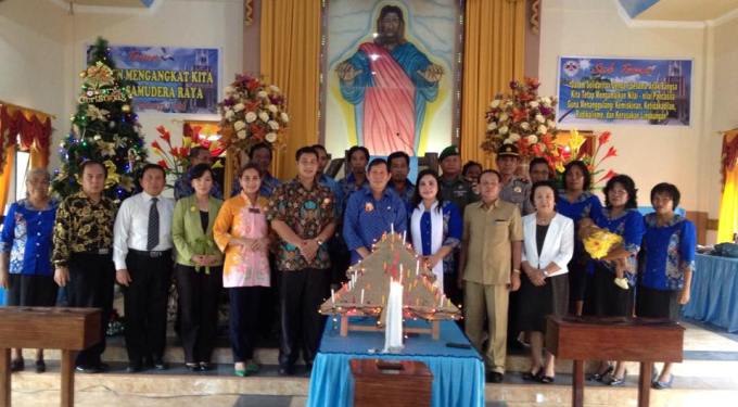 Ibadah Pra Natal di Bunaken Kepulauan 4