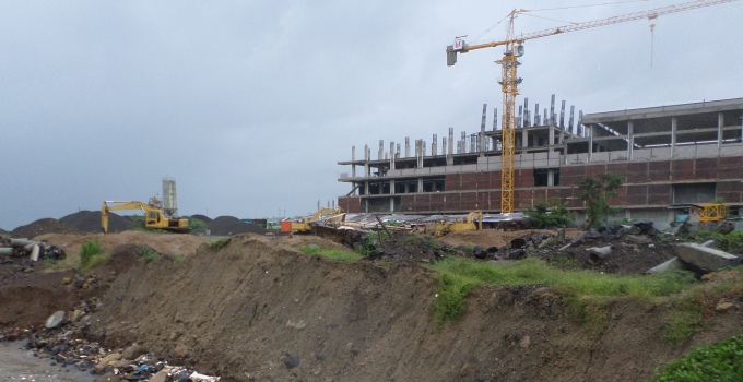 Rekalamsi pantai Manado, untuk pembangunan Mall