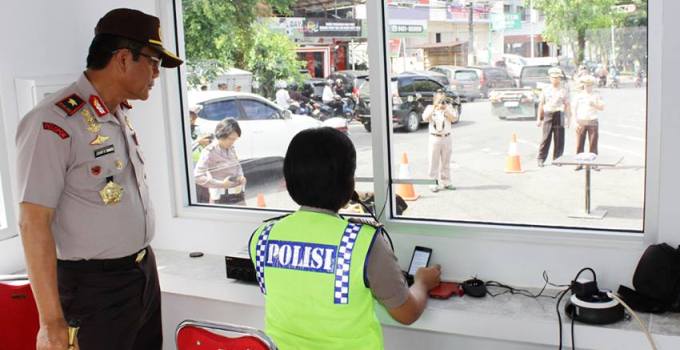 Kapolda Sulut resmikan pos polisi
