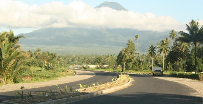 Jalan pararel seperti ini akan dibangun untuk menghubungkan Desa Pinilih-Likupang.