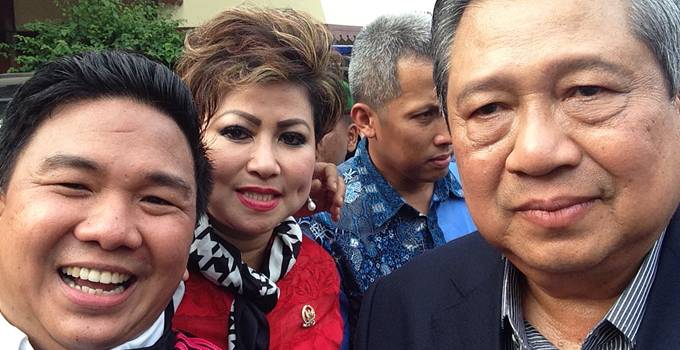 Jackson Kumaat, Maya Rumantir dan SBY