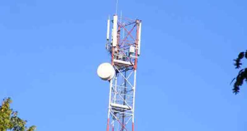 tower-jaringan-seluler