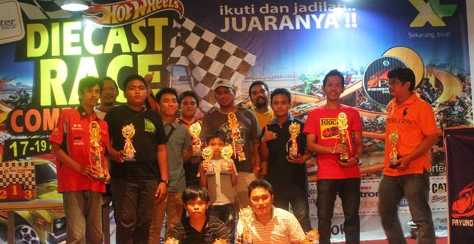 Hotwheels Diecast Race Competition Itcenter