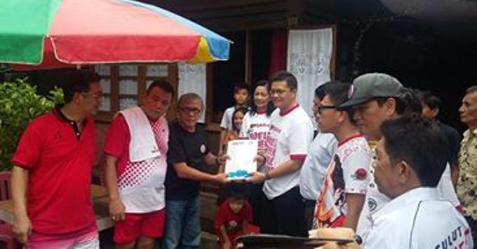 Cawali Manado HJP serahkan langsung bantuan dana duka