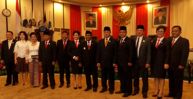 Paripurna PAW foto bersama