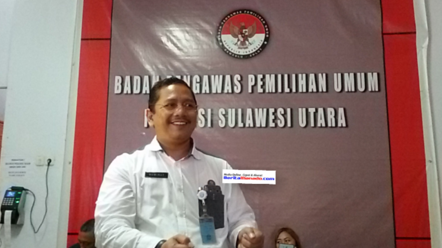 Kombes Pol Sumirat Dwiyanto setelah pelaksanaan tes urine di Bawaslu Sulut