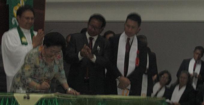 Megawati Soekarno Putri, GMIM Bukit Moria Tikala Baru