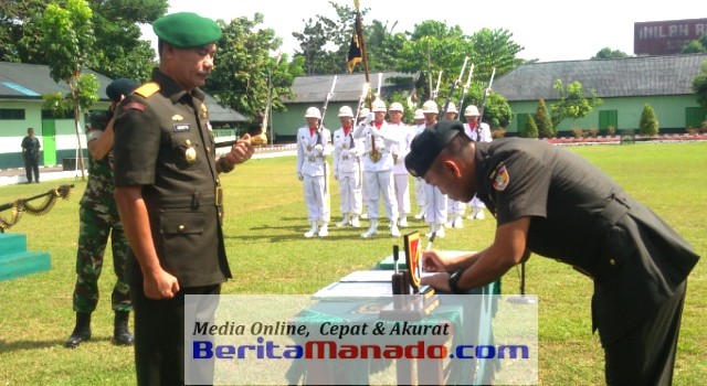 Pelaksanaan Sertijab Dandim 1310/Bitung dan Danyon Raider 712/Wiratama di Lapangan Yonif Raider 712/Wiratama