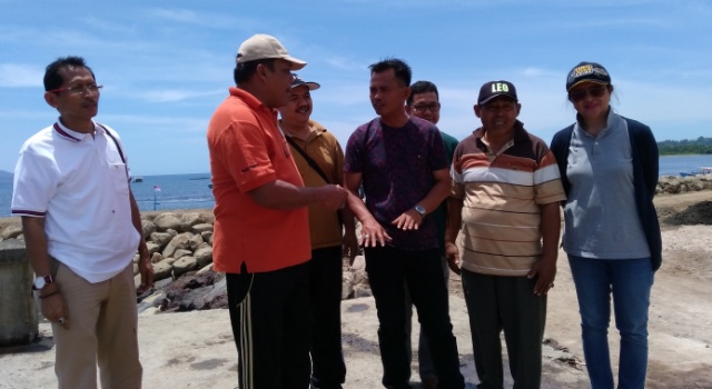 Tim BPKP Sulut memeriksa pembangunan proyek di Likupang.