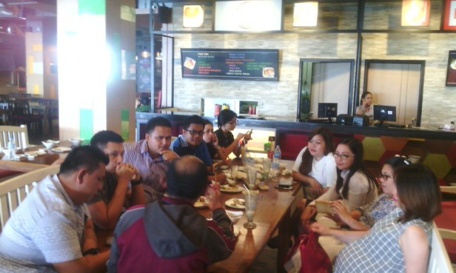 Pertemuan bersama FORBAK di salah satu Mall di Kota Manado.