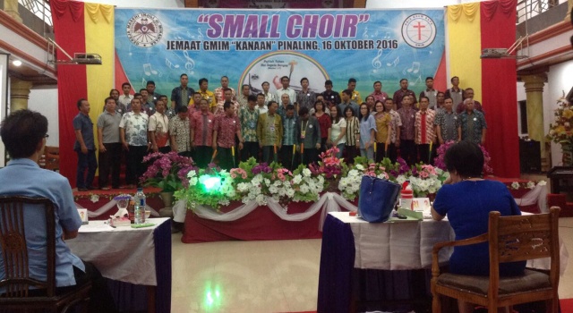 Tim Choir PKB GMIM Kanaan Asabri Desa Kolongan Tetempangan Kecamatan Kalawat.