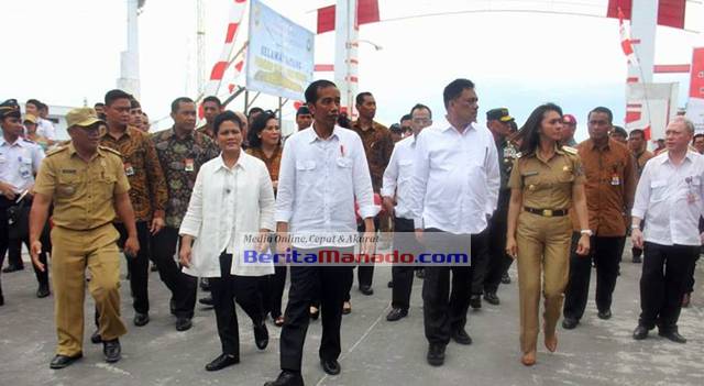 Presiden RI Joko Widodo, Gubernur Sulut Olly Dondokambey bersama rombongan