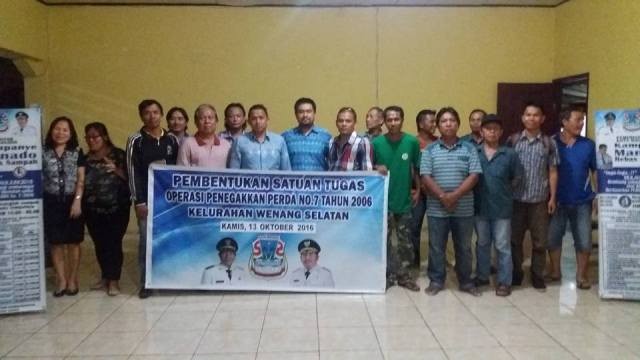 Tim Satgas Kebersihan Kecamatan Wenang Kelurahan Wenang Selatan.