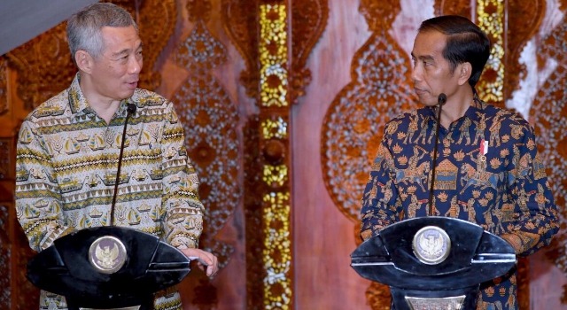 Joko Widodo dan Perdana Menteri Lee