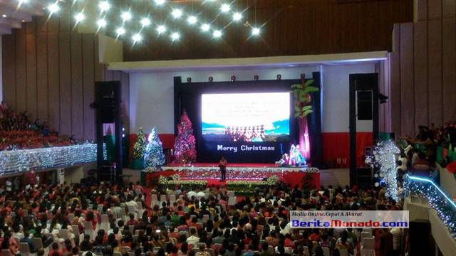 Gubernur Sulawesi Utara Olly Dondokambey saat memberi sambutan di perayaan natal nasional