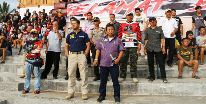 Mitra Christmas Offroad 1 BUPATI KAPOLRES PANTAU SIRKUIT