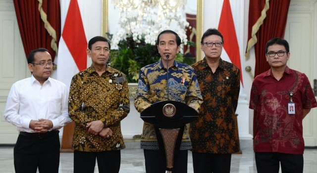 Presiden Joko Widodo saat menggelar konfrensi pers terkait pelaksanaan pilkada serentak