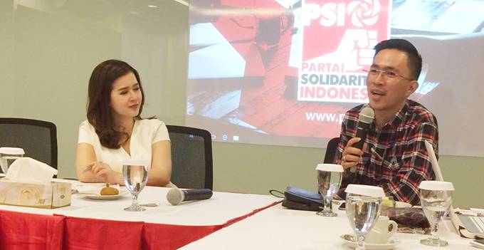 Ketua Umum Partai Solidaritas Indonesia (PSI) Grace Natalie  dan Melky Pangemanan