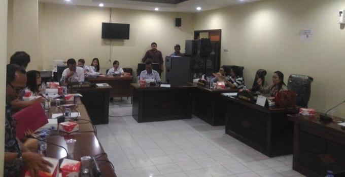 Rapat Komisi c DPRD Manado