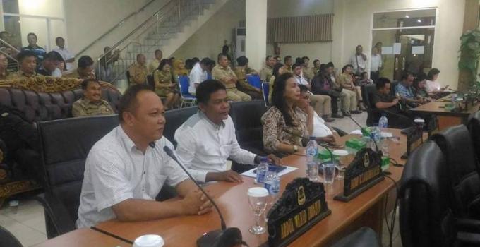 Rapat Paripurna DPRD Manado LKPJ Walikota anggota dewan 1