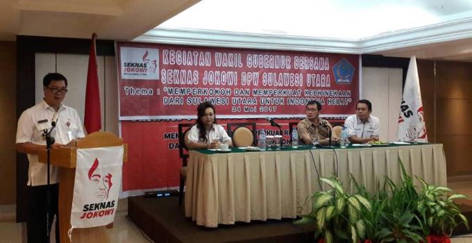 Dr Ferry Liando ikut menyampaikan materi di Seknas Jokowi yang dibuka Wagub Steven Kandouw