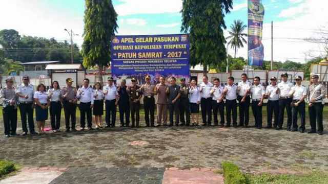 Foto Bersama Peserta Gelar Pasukan Operasi Patuh Samrat 2017