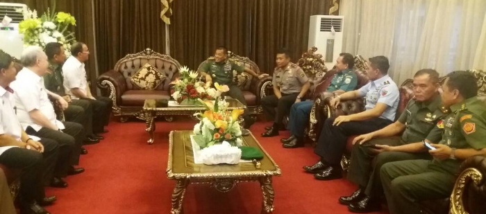 Panglima TNI GATOT NURMANTYO saat di Manado