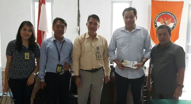Tim Komisi Yudisial bersama Bawaslu Sulut.(foto: ist)