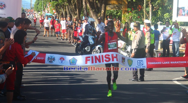Lomba Lari Maraton salah satu kegiatan Fesbudaton 2017
