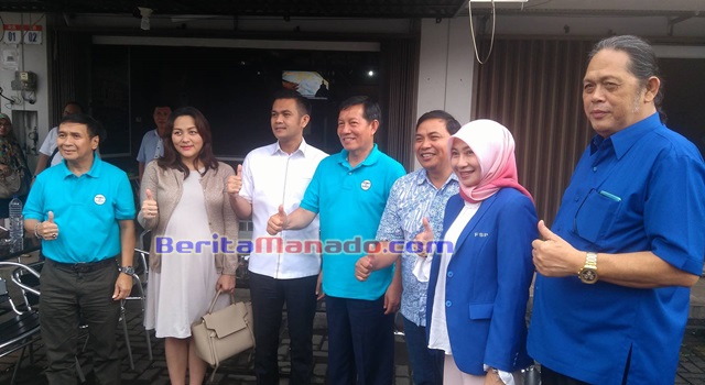JAK bersama pengurus Partai Demokrat Provinsi Sulawesi Utara